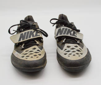 Shoe, Track
