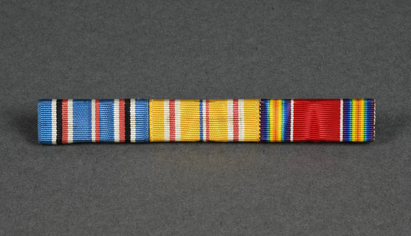 Bar, Ribbon