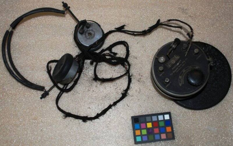 Headset, Radio