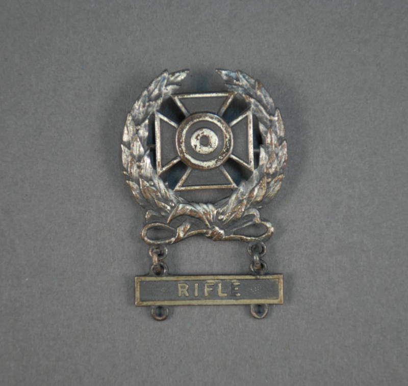 Badge, Military