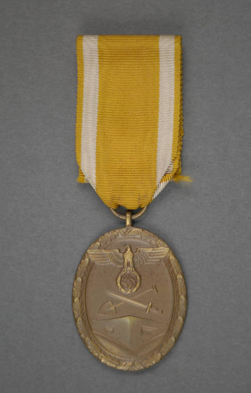 Medal, Commemorative