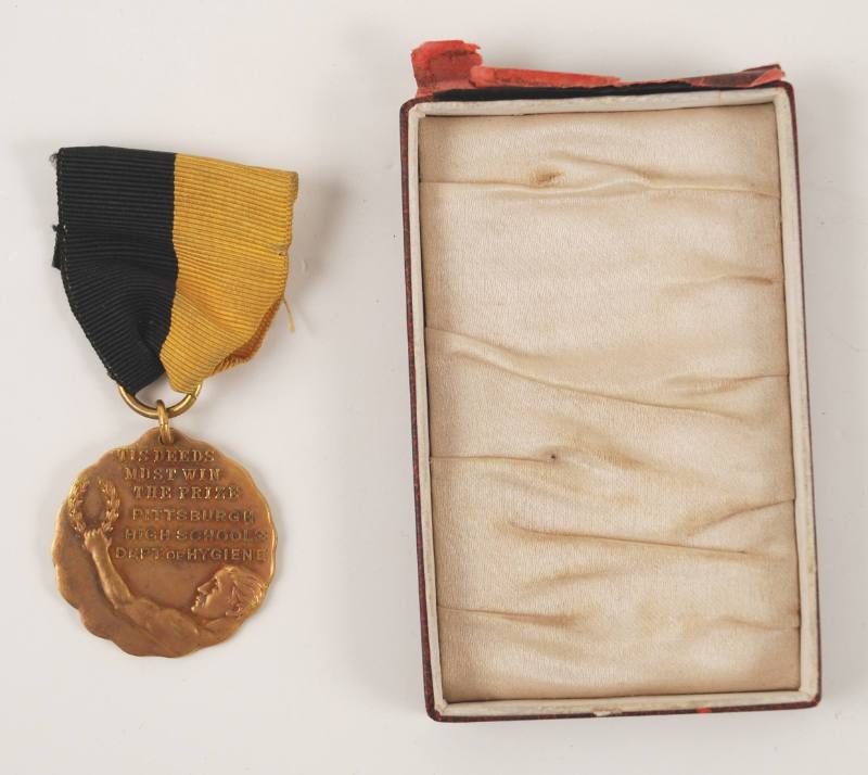 Medal, Prize