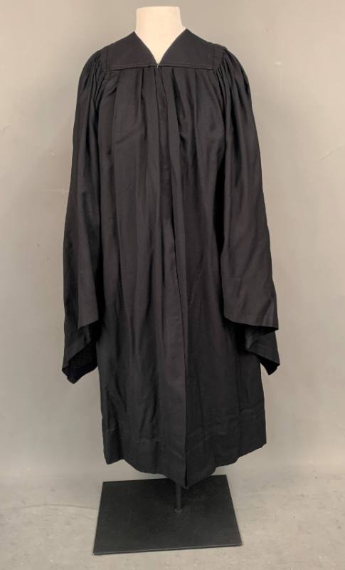 Gown, Academic