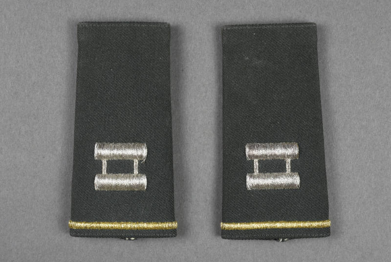 Epaulet