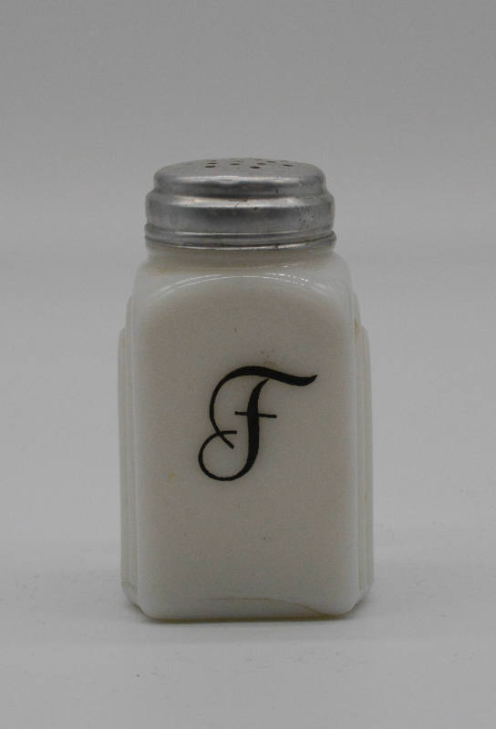 Shaker, Flour